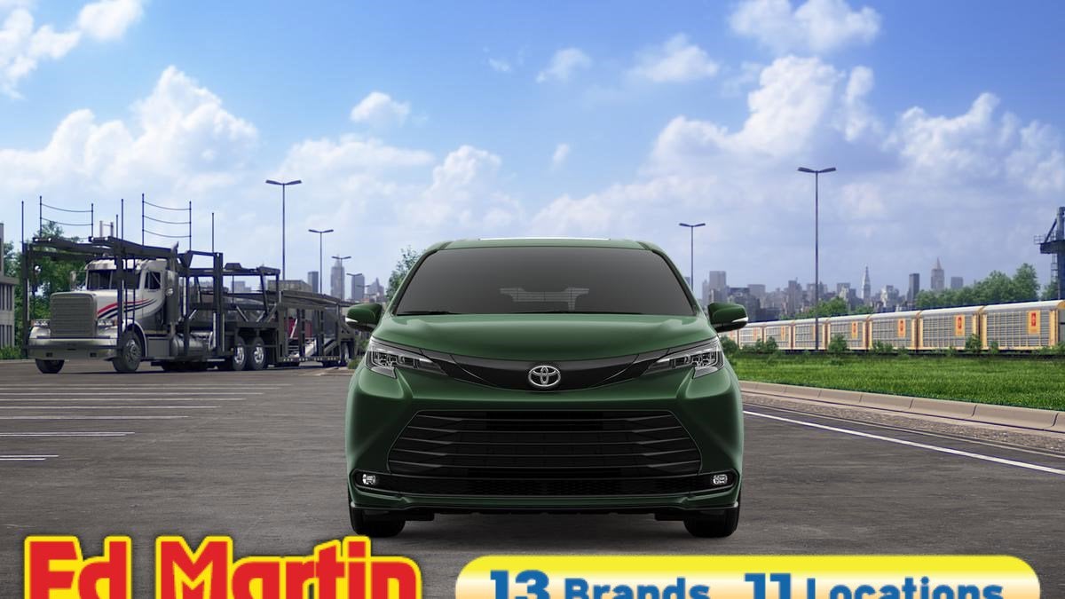 2026 Toyota Sienna Woodland Edition