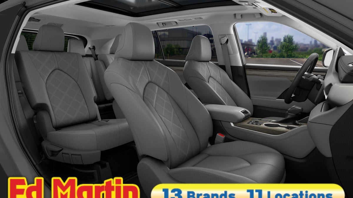 2026 Toyota Highlander Hybrid Platinum