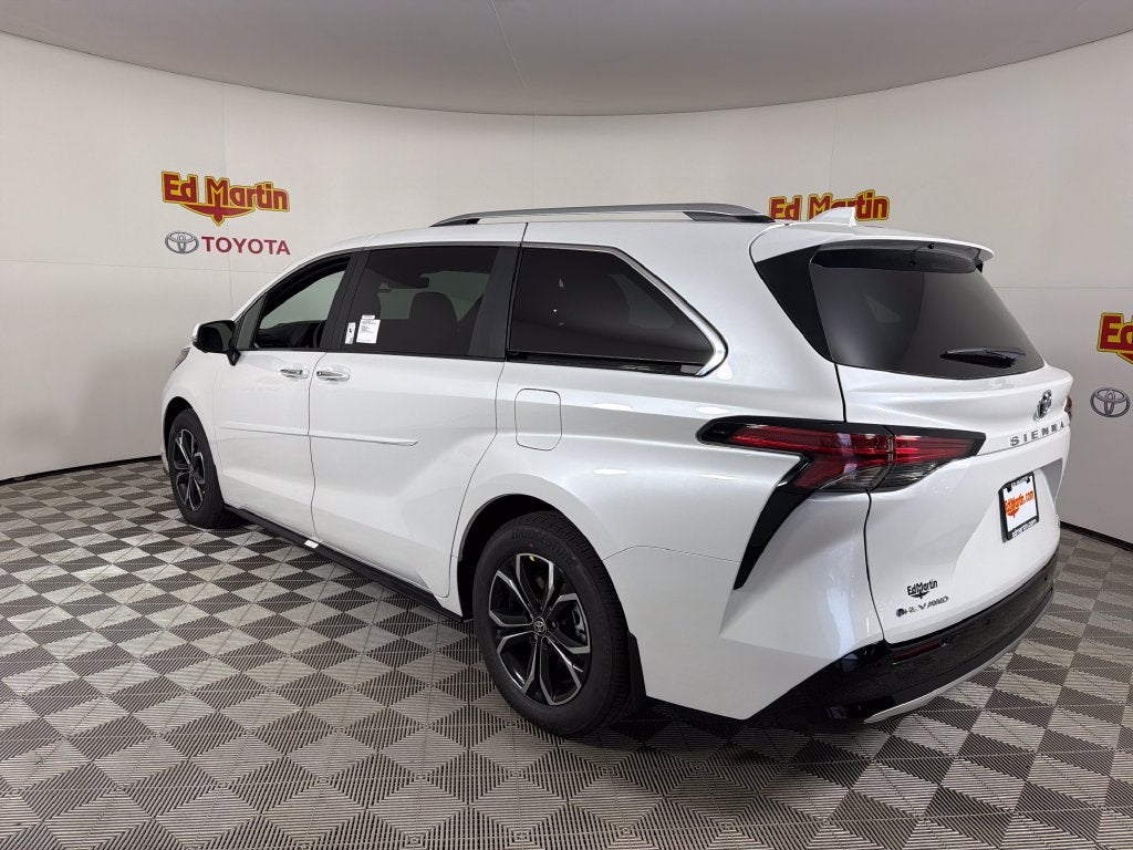 2026 Toyota Sienna Platinum 7 Passenger