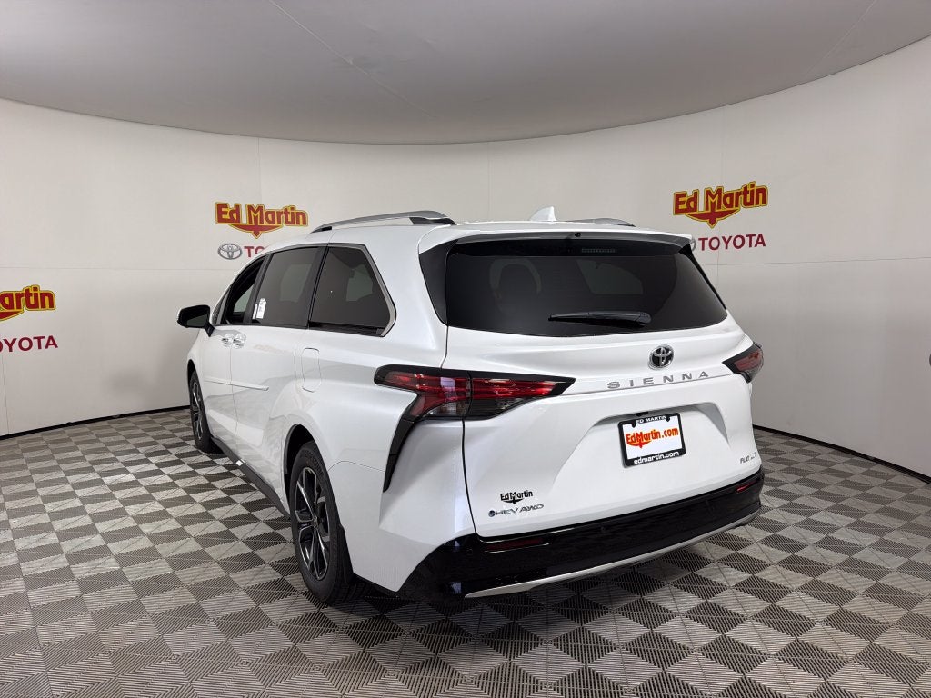 2026 Toyota Sienna Platinum 7 Passenger