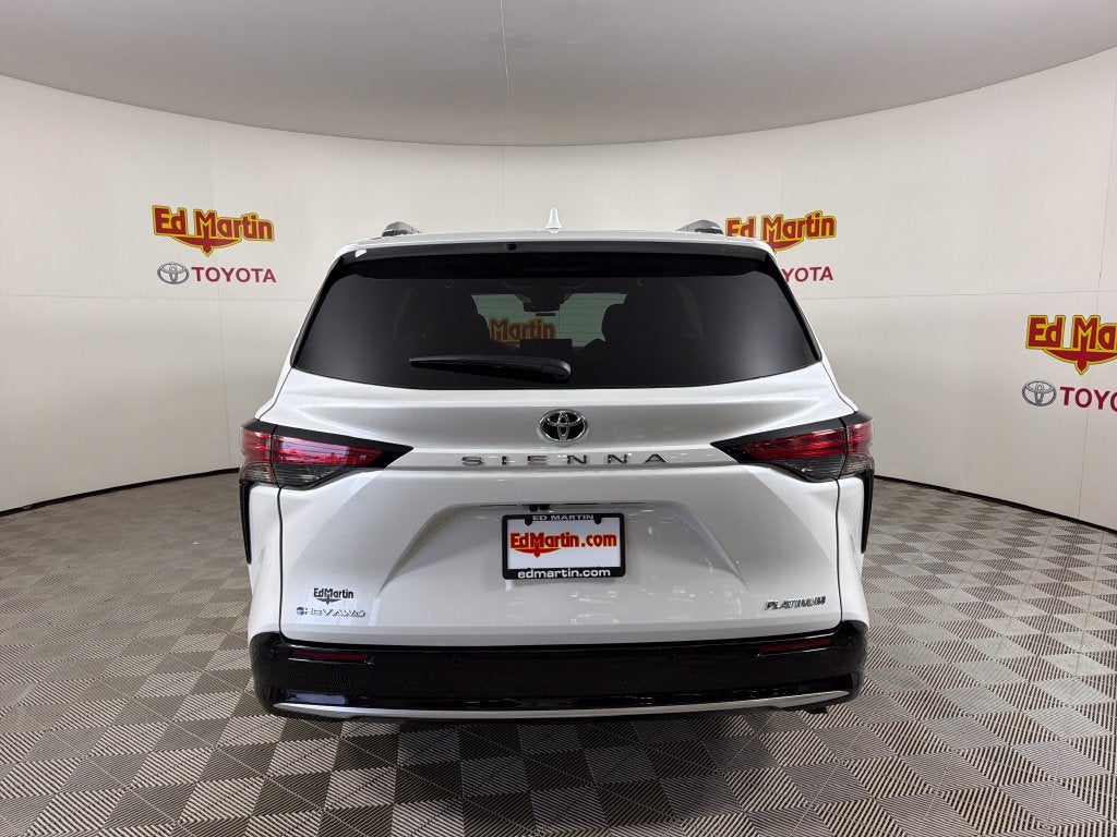 2026 Toyota Sienna Platinum 7 Passenger
