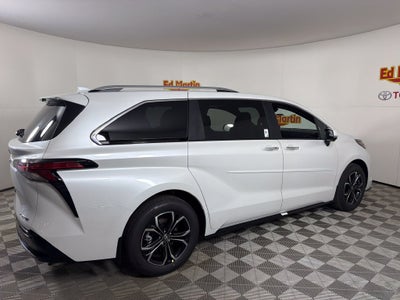 2026 Toyota Sienna Platinum 7 Passenger
