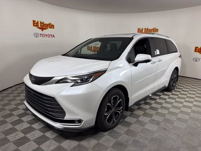 2026 Toyota Sienna Platinum 7 Passenger