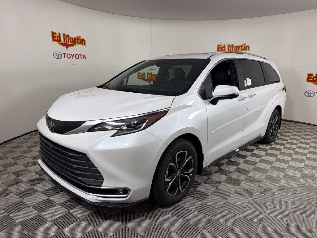 2026 Toyota Sienna Platinum 7 Passenger