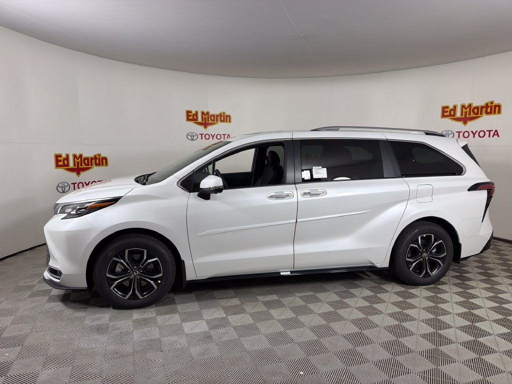 2026 Toyota Sienna Platinum 7 Passenger