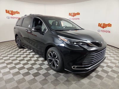2026 Toyota Sienna Platinum 7 Passenger
