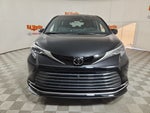 2026 Toyota Sienna Platinum 7 Passenger