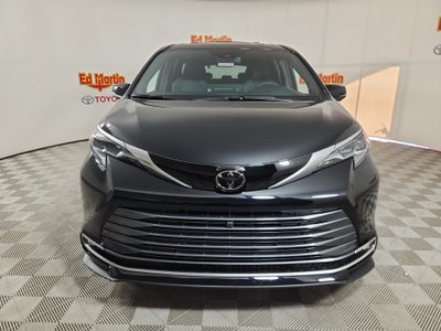 2026 Toyota Sienna Platinum 7 Passenger