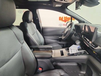 2026 Toyota Sienna Platinum 7 Passenger