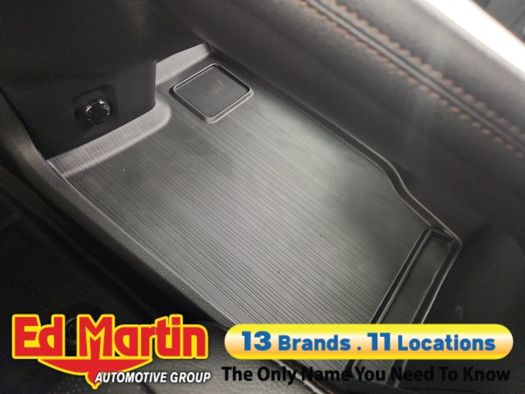 2026 Toyota Sienna Platinum 7 Passenger