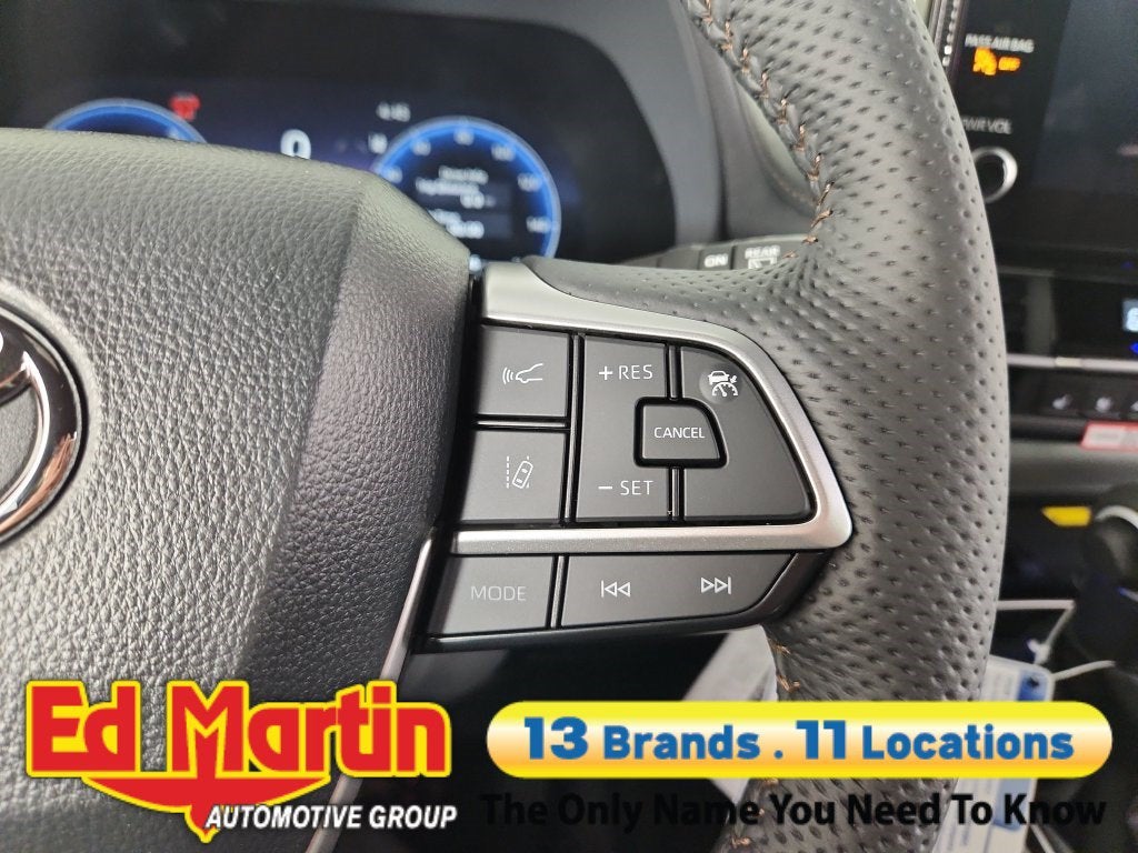 2026 Toyota Sienna Platinum 7 Passenger