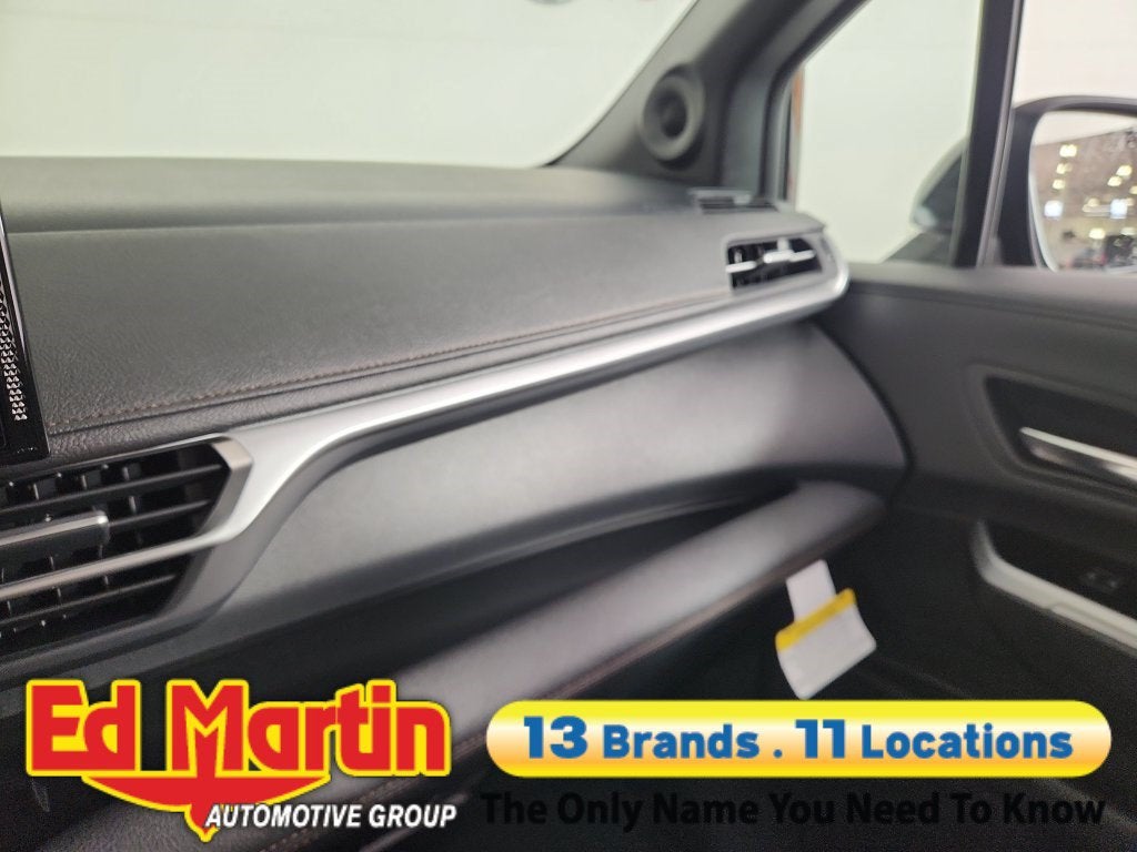 2026 Toyota Sienna Platinum 7 Passenger