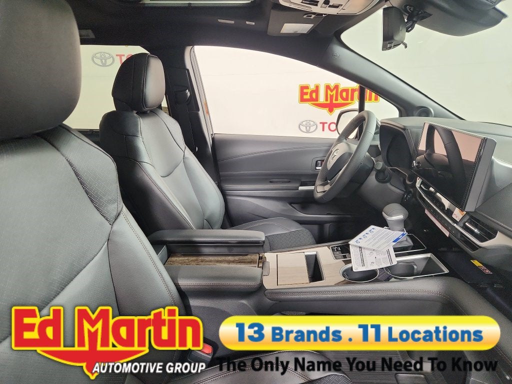 2026 Toyota Sienna Platinum 7 Passenger