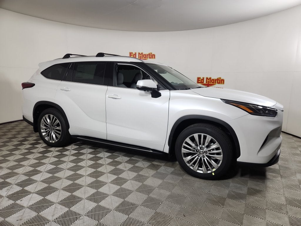 2026 Toyota Highlander Platinum