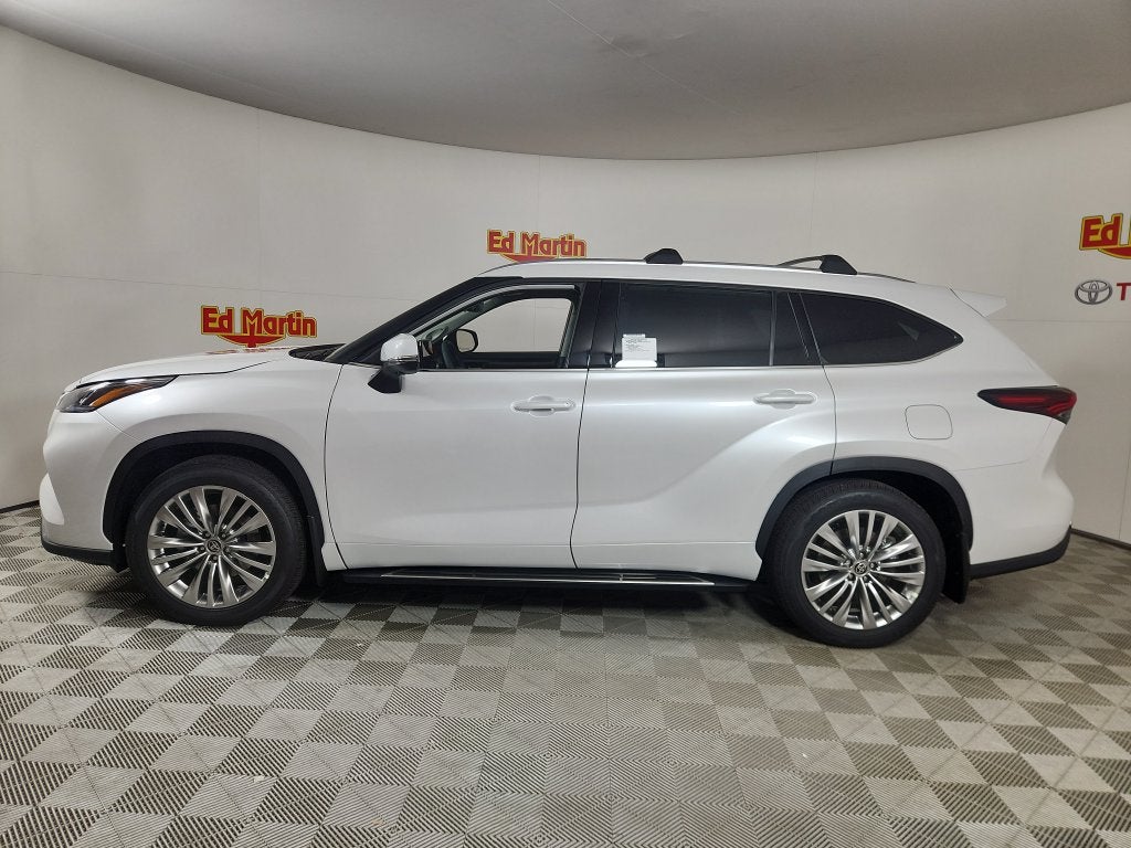 2026 Toyota Highlander Platinum