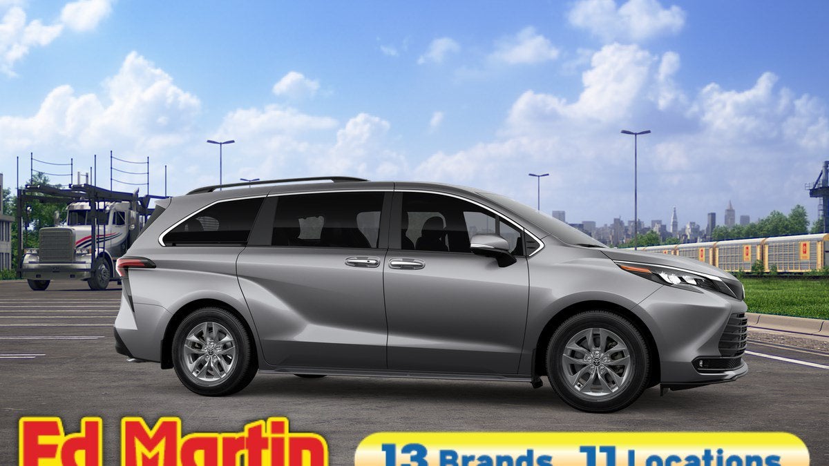 2026 Toyota Sienna XLE