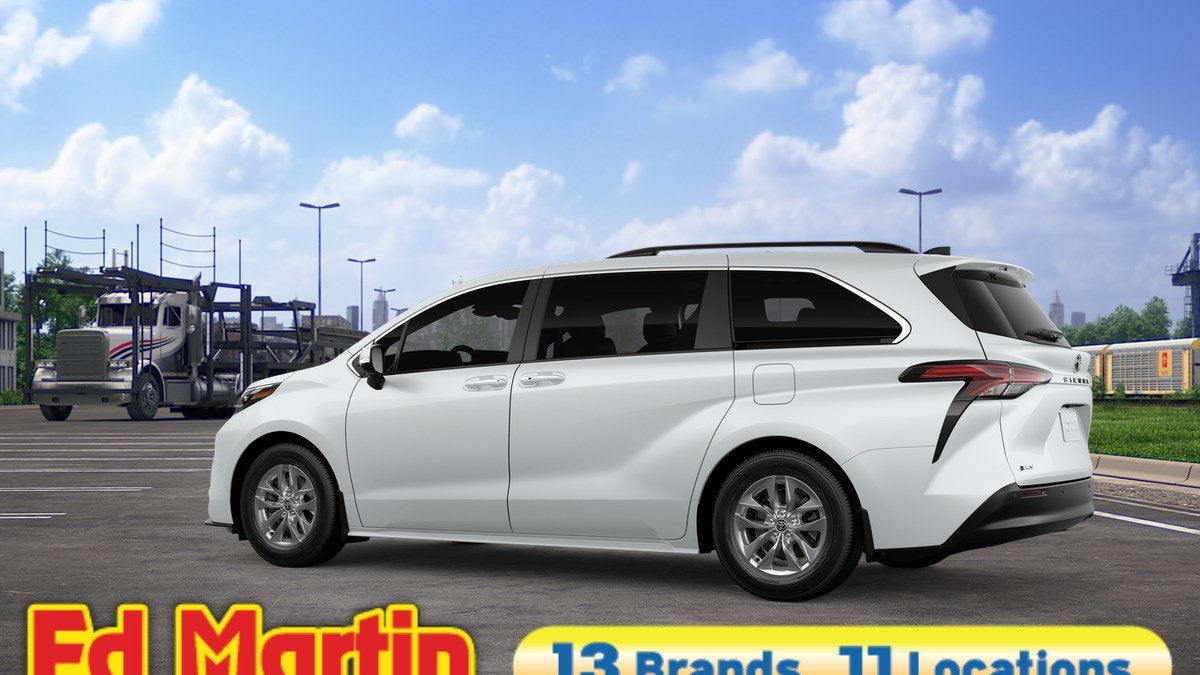 2026 Toyota Sienna XLE