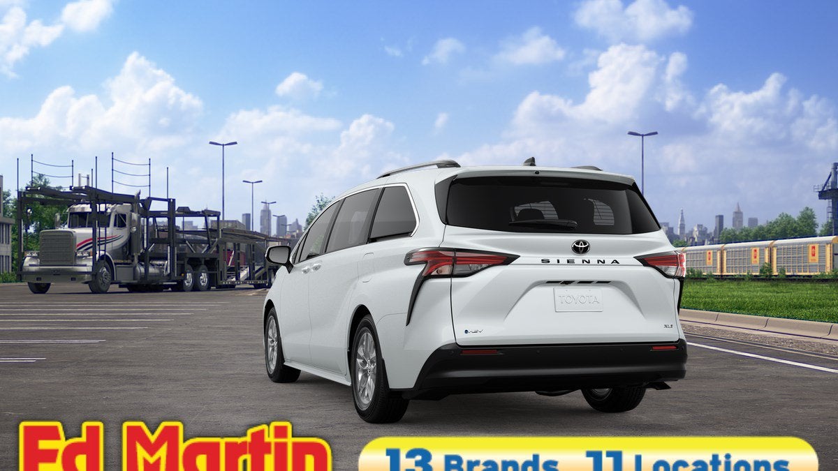 2026 Toyota Sienna XLE