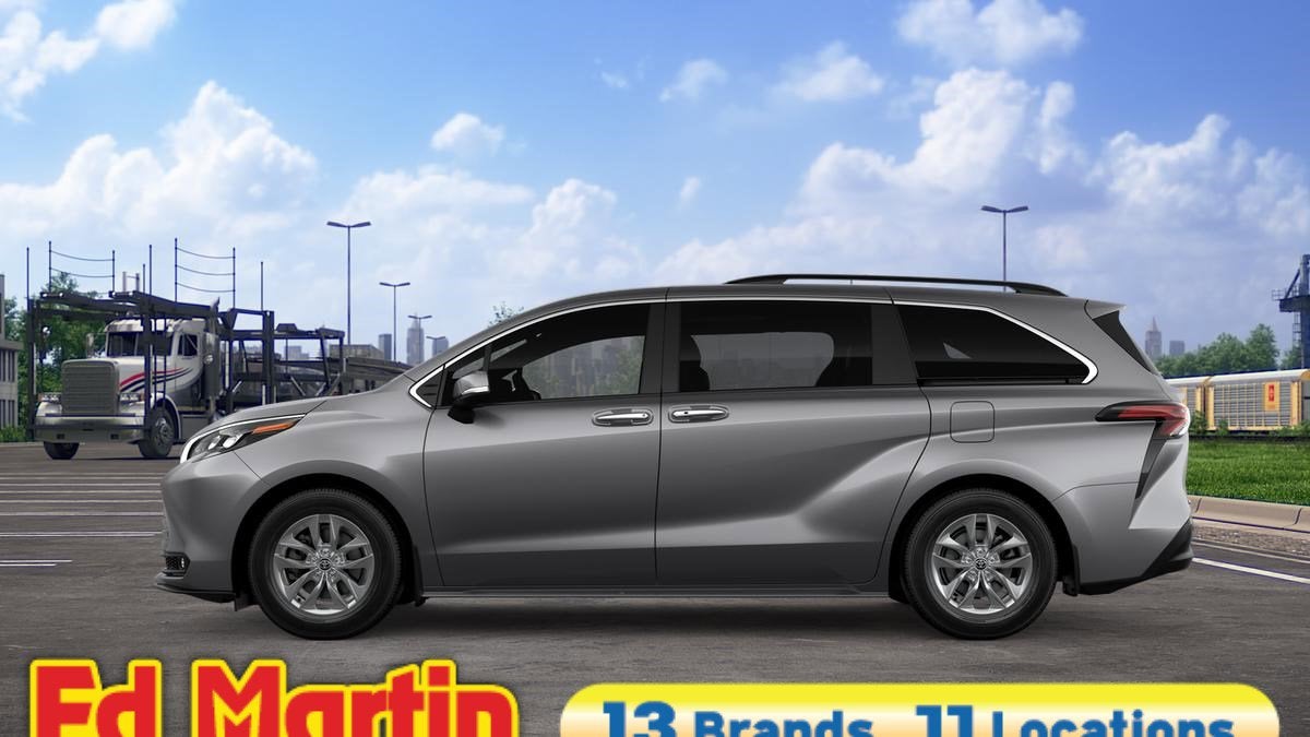 2026 Toyota Sienna XLE