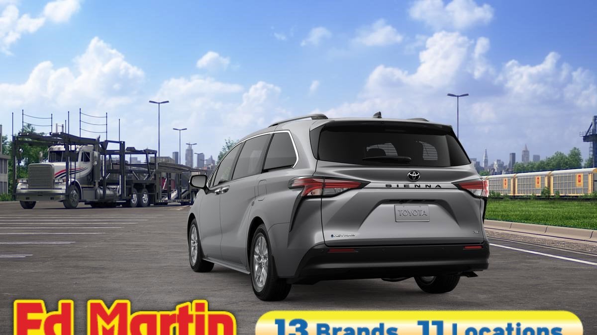 2026 Toyota Sienna XLE