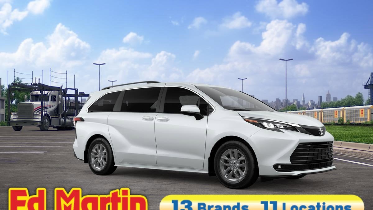 2026 Toyota Sienna XLE