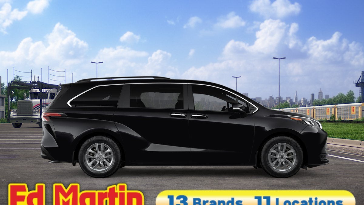2026 Toyota Sienna XLE 7 Passenger