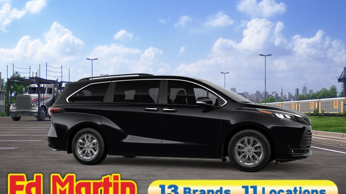 2026 Toyota Sienna XLE 7 Passenger