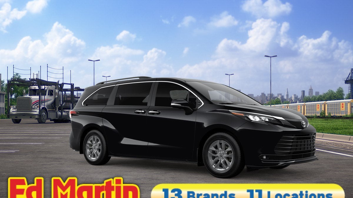 2026 Toyota Sienna XLE 7 Passenger