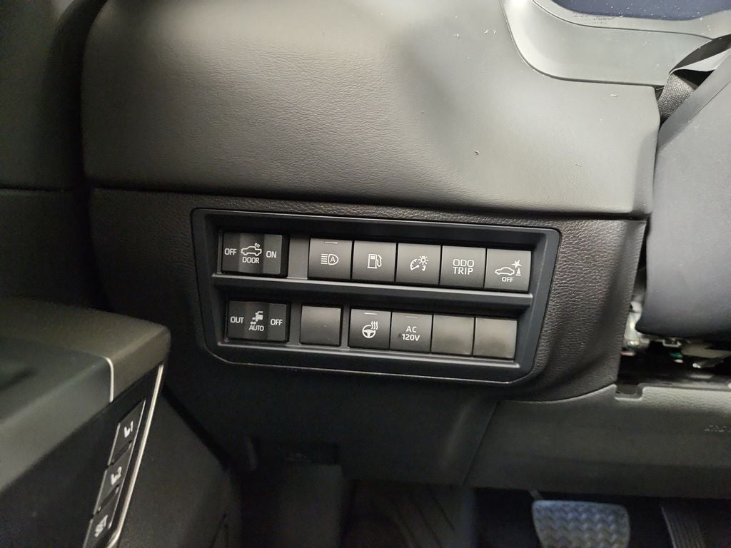 2026 Toyota Tundra Hybrid Platinum