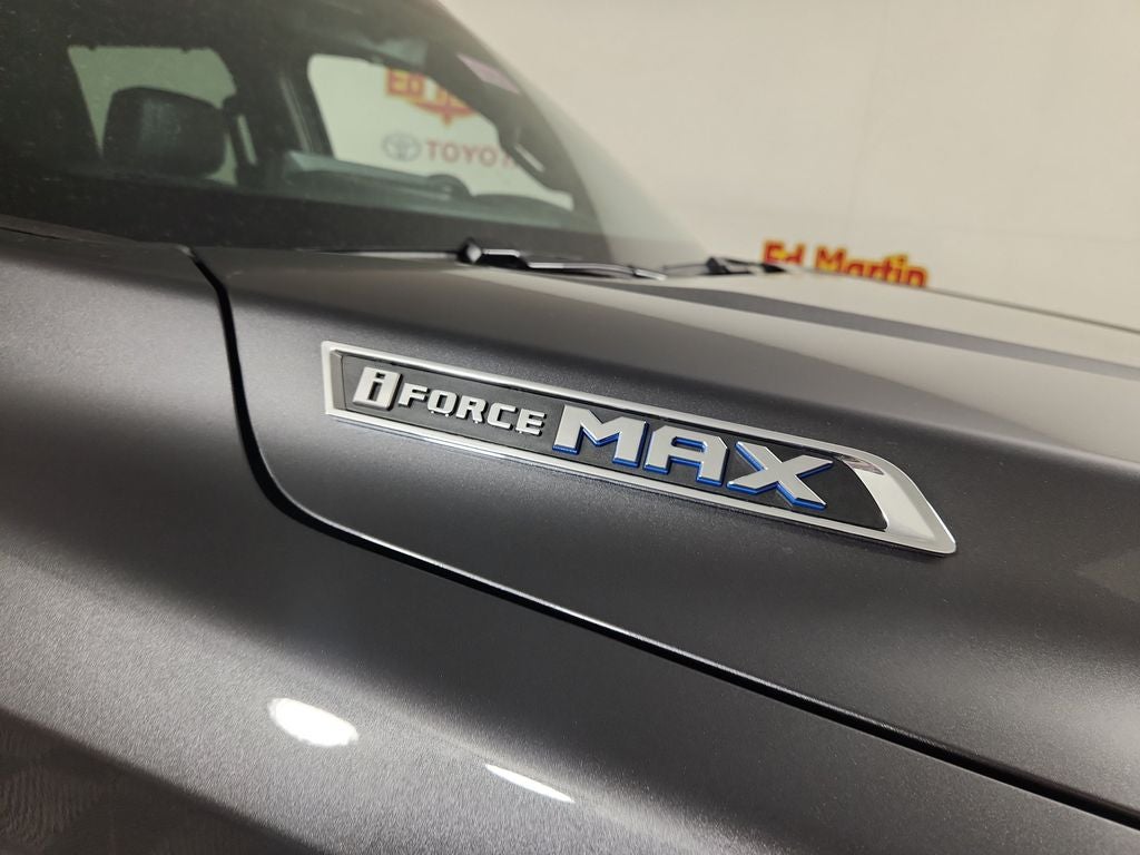 2026 Toyota Tundra Hybrid Platinum