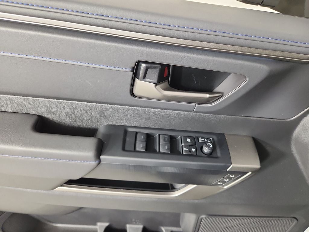 2026 Toyota Tundra Hybrid Platinum