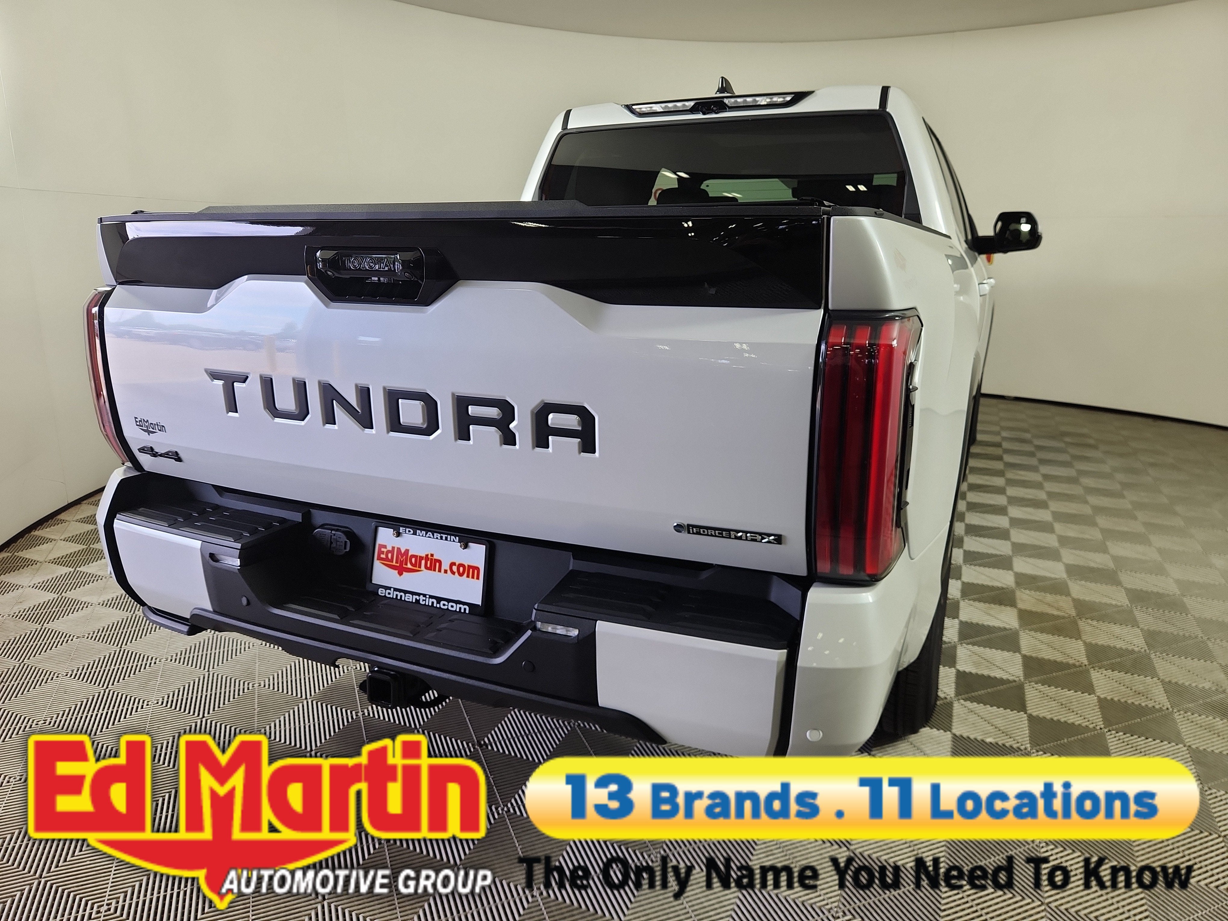 2026 Toyota Tundra i-FORCE MAX Platinum Hybrid