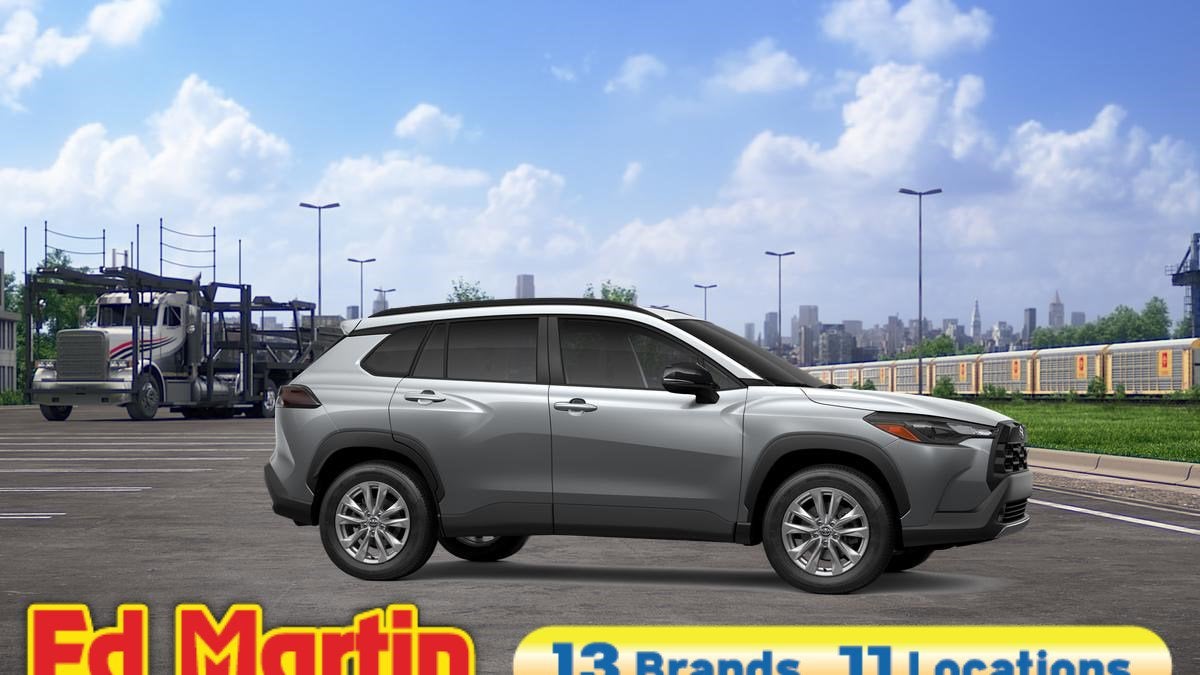 2026 Toyota Corolla Cross LE