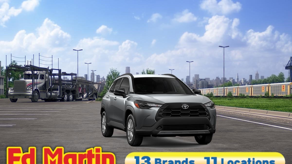 2026 Toyota Corolla Cross LE