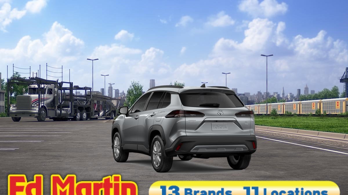 2026 Toyota Corolla Cross LE