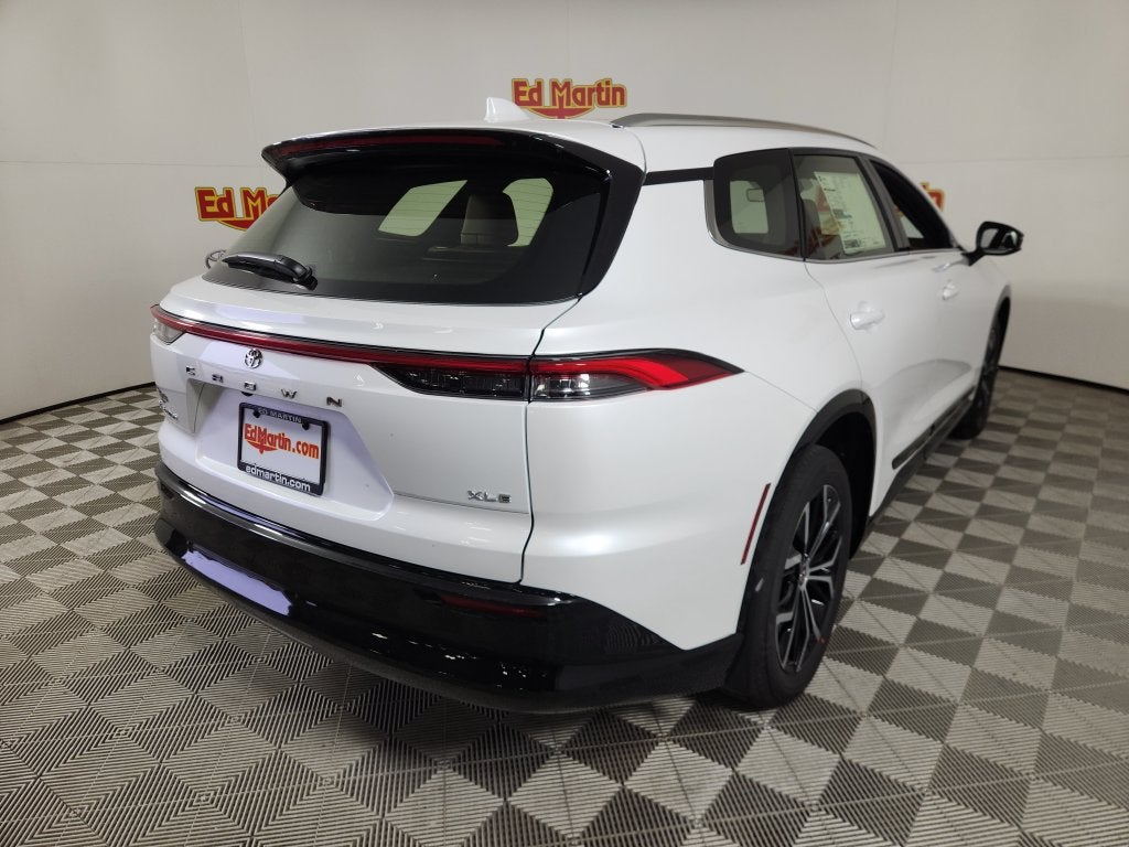 2026 Toyota Crown Signia XLE