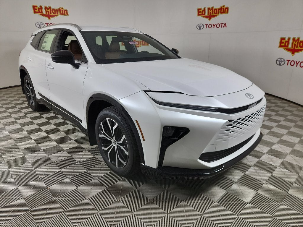 2026 Toyota Crown Signia XLE