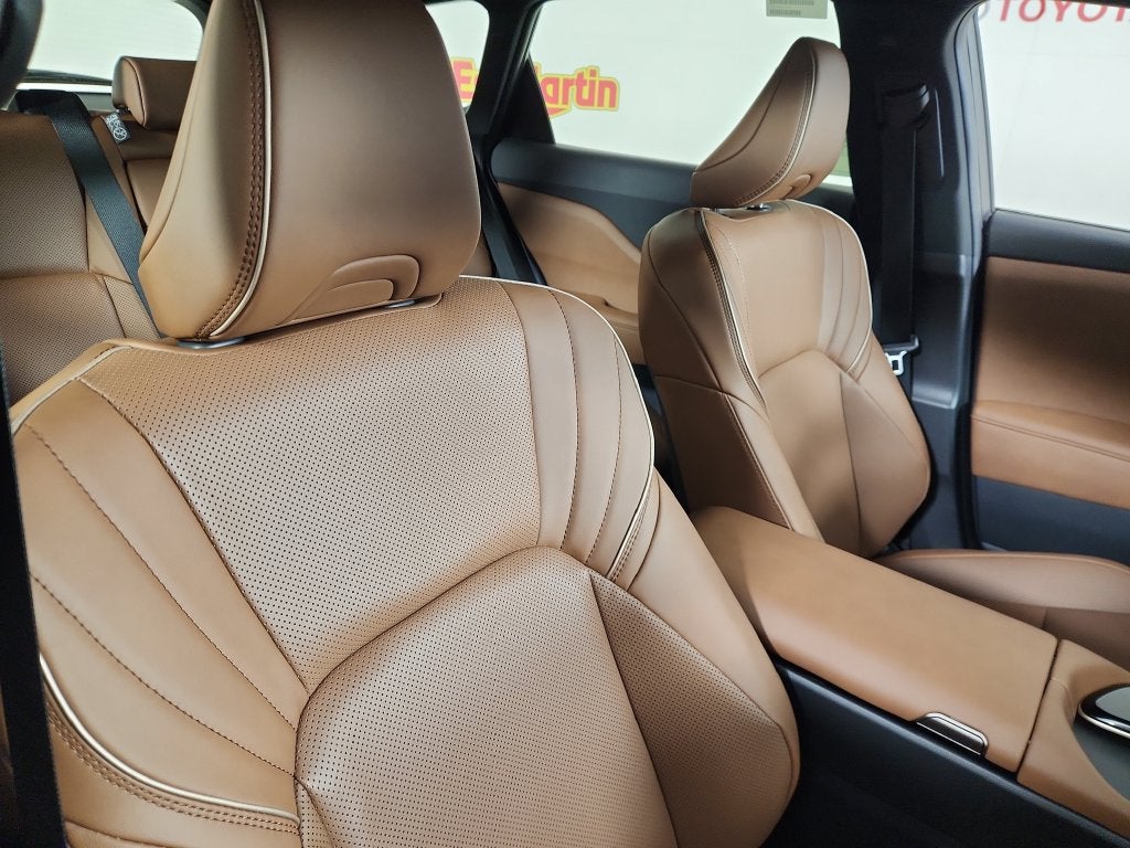 2026 Toyota Crown Signia XLE