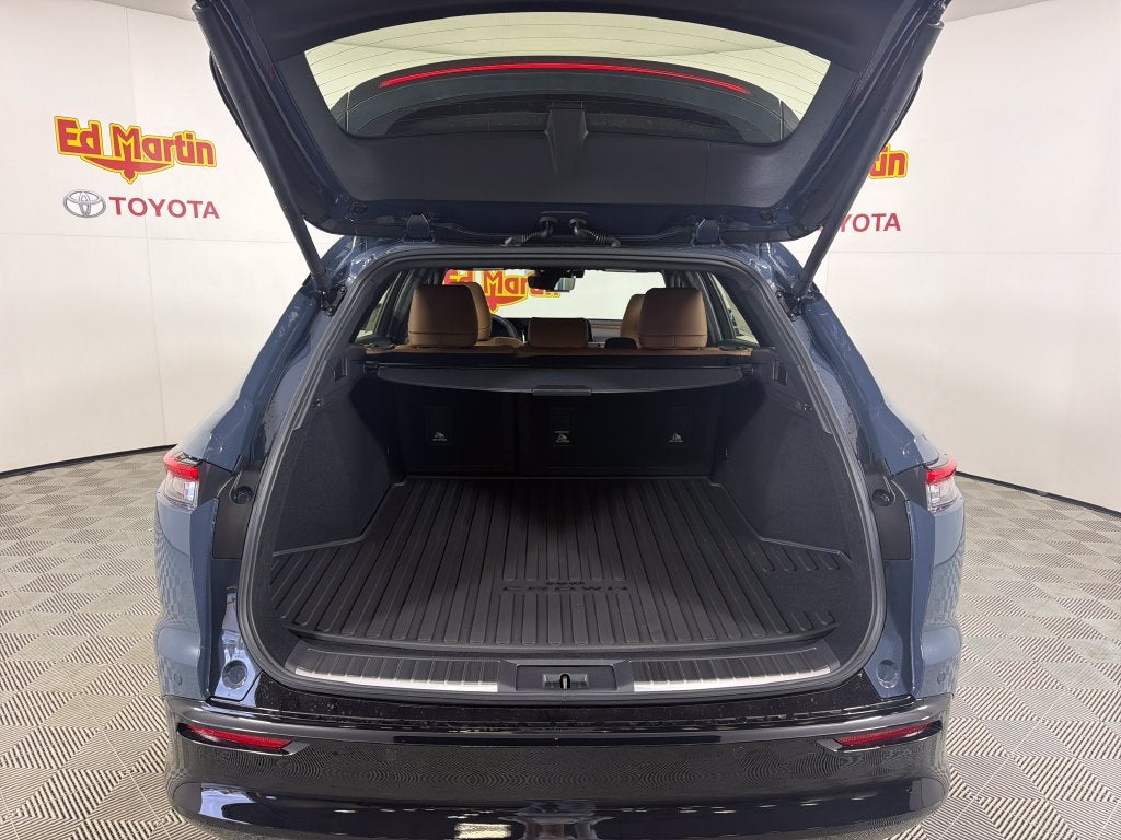 2026 Toyota Crown Signia Limited