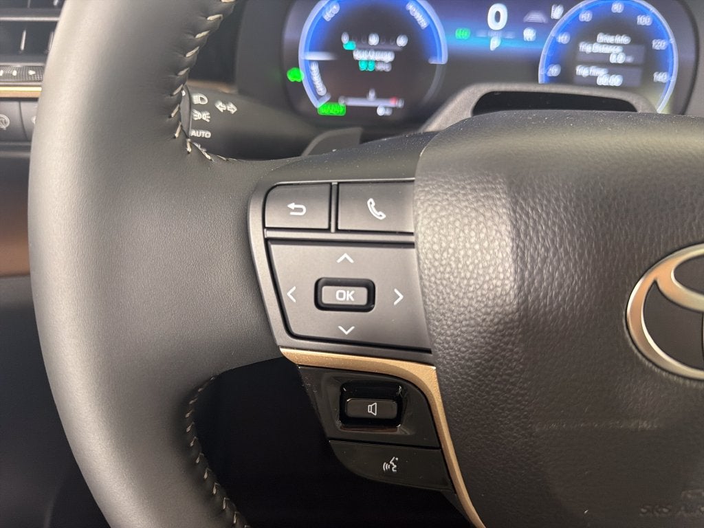 2026 Toyota Crown Signia Limited