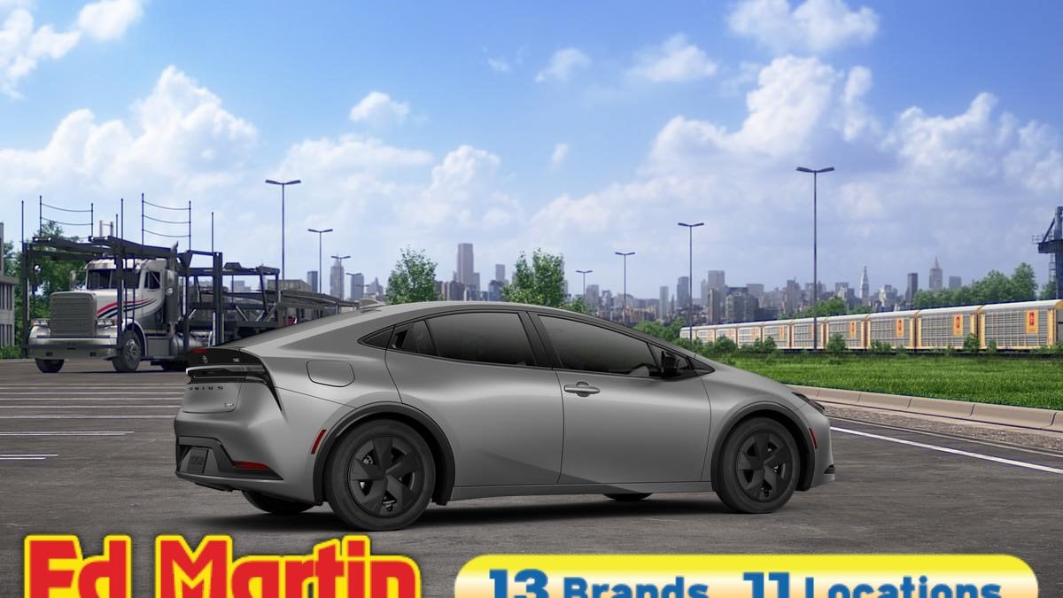 2026 Toyota Prius Plug-in Hybrid SE