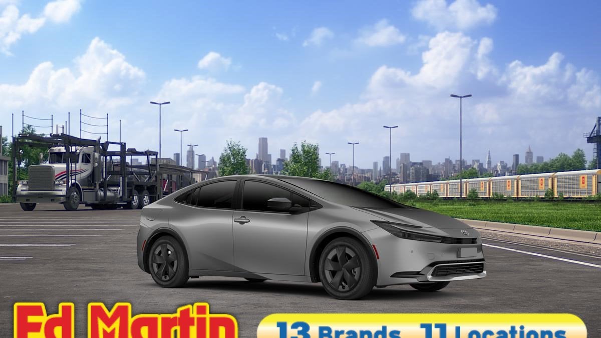 2026 Toyota Prius Plug-in Hybrid SE