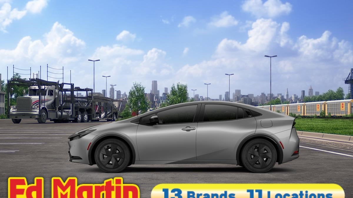 2026 Toyota Prius Plug-in Hybrid SE