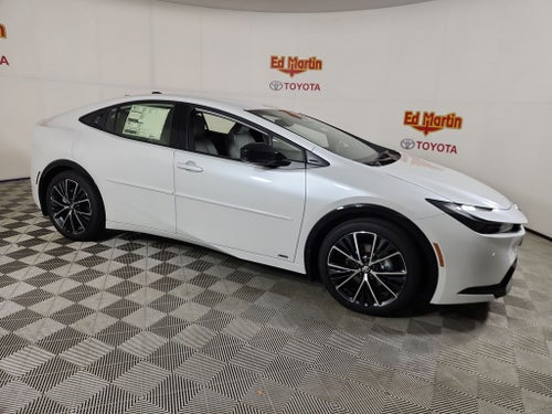 2027 Toyota Prius XLE