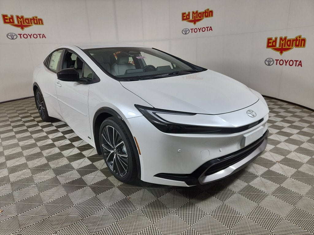 2027 Toyota Prius XLE