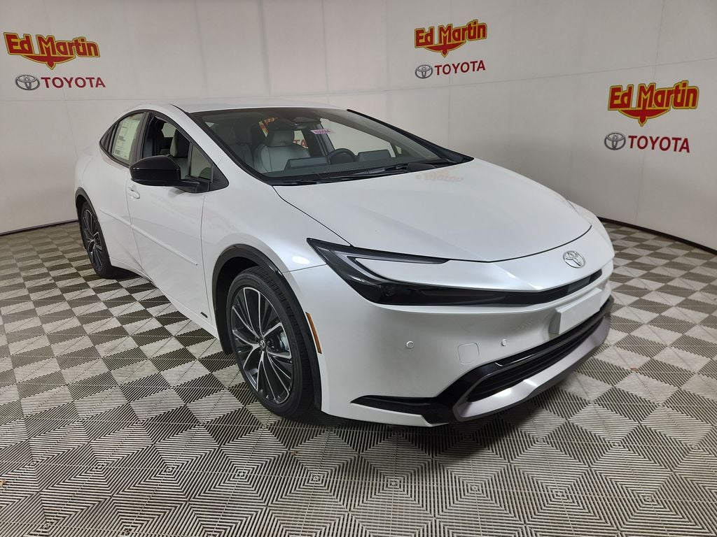 2027 Toyota Prius XLE