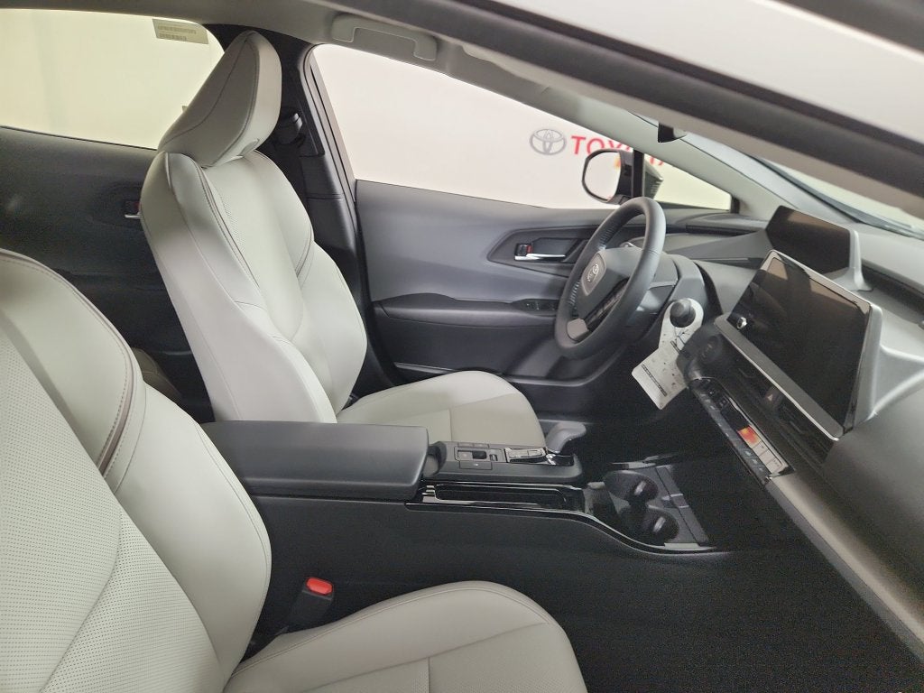 2027 Toyota Prius XLE