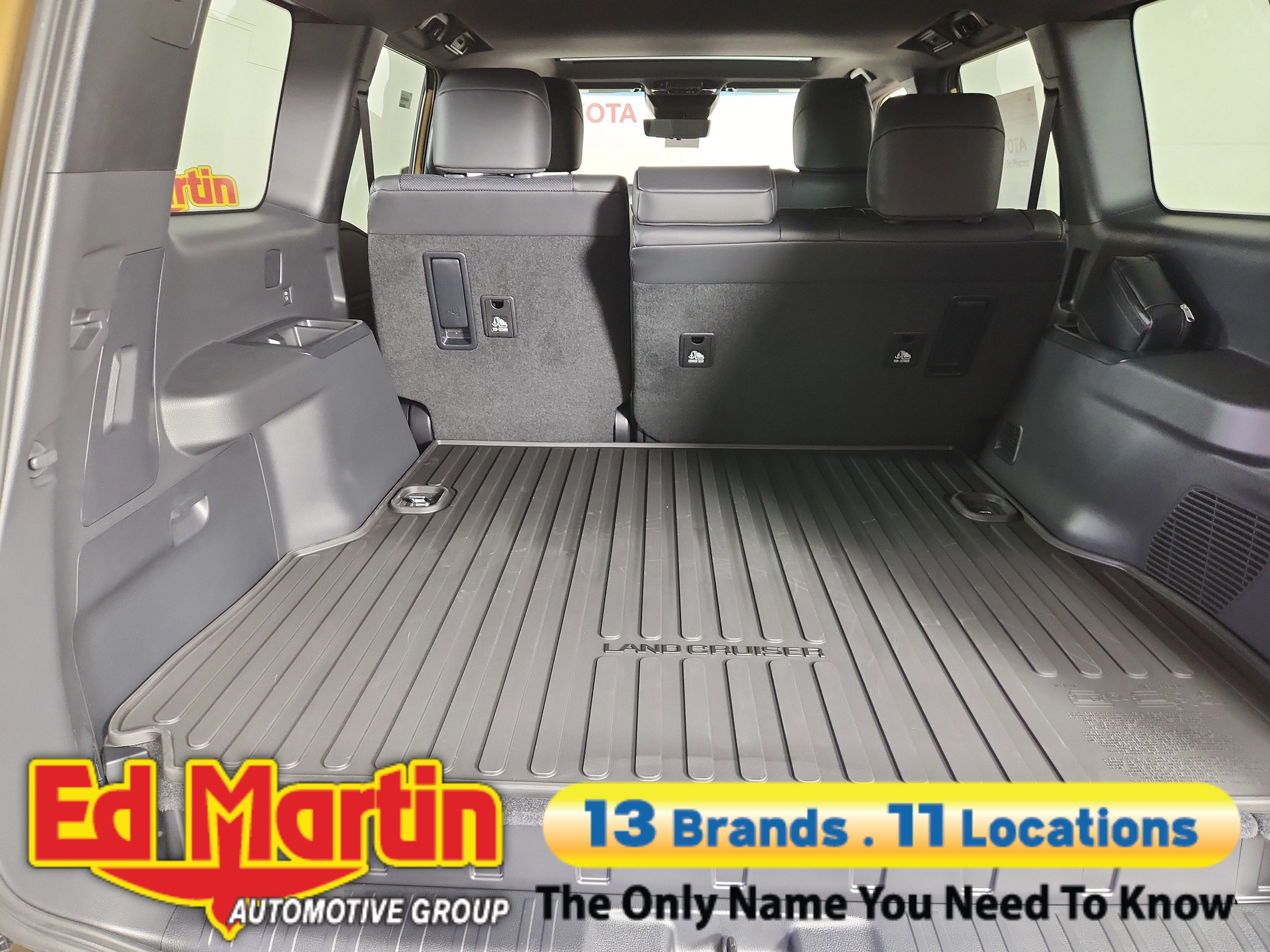2026 Toyota Land Cruiser 4DR 4WD