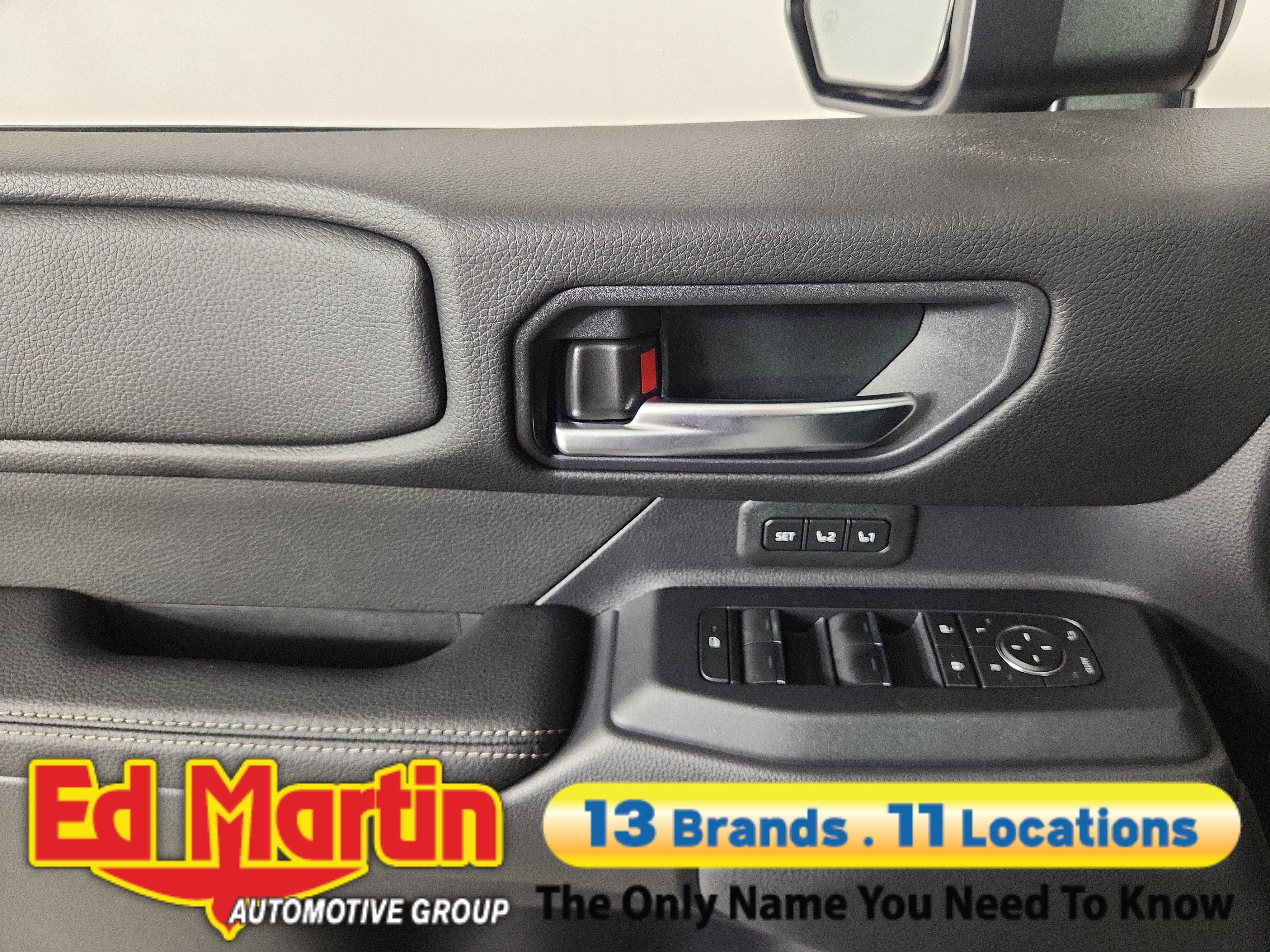2027 Toyota Land Cruiser 4DR 4WD