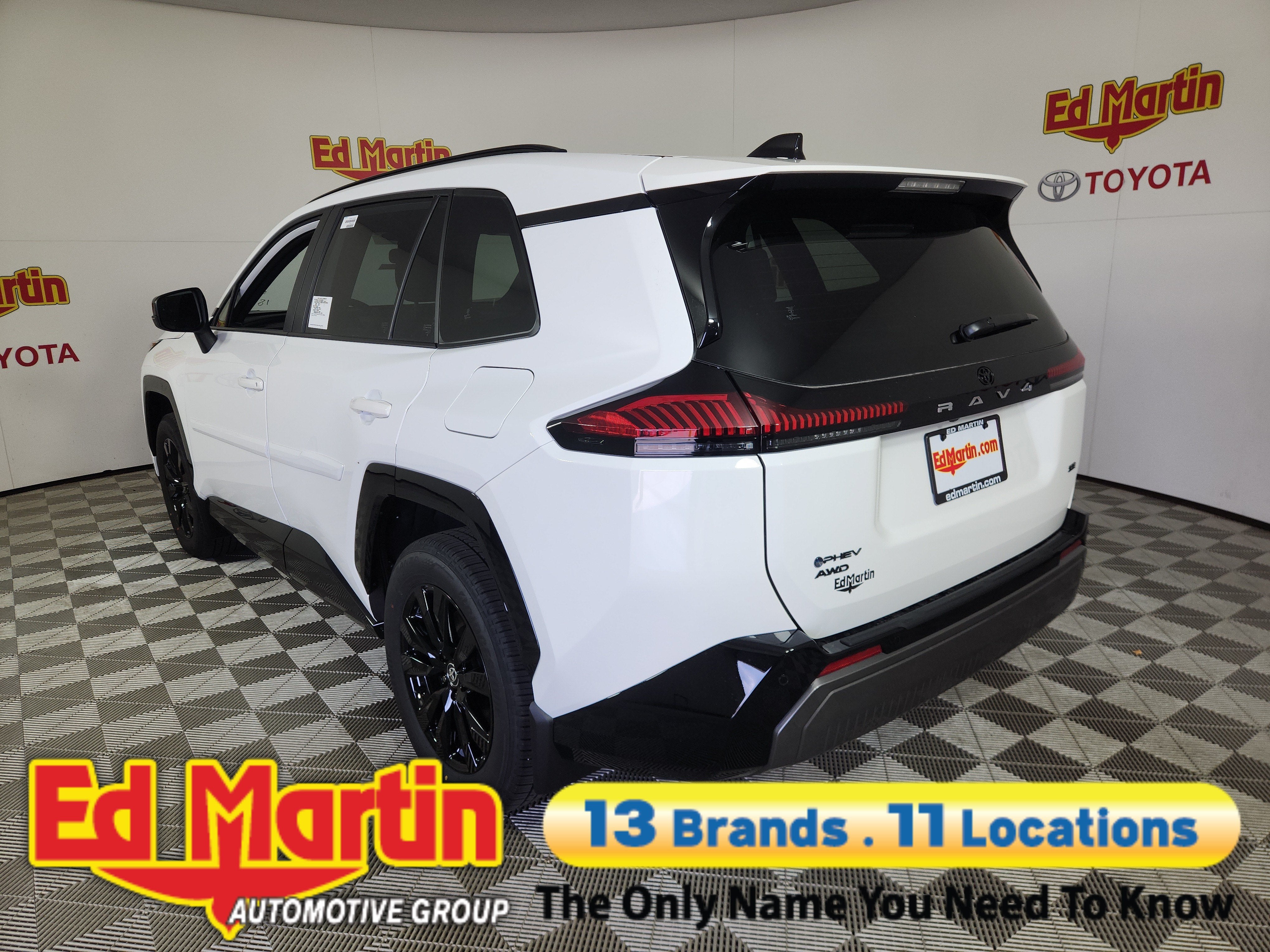 2026 Toyota RAV4 Plug-in Hybrid SE